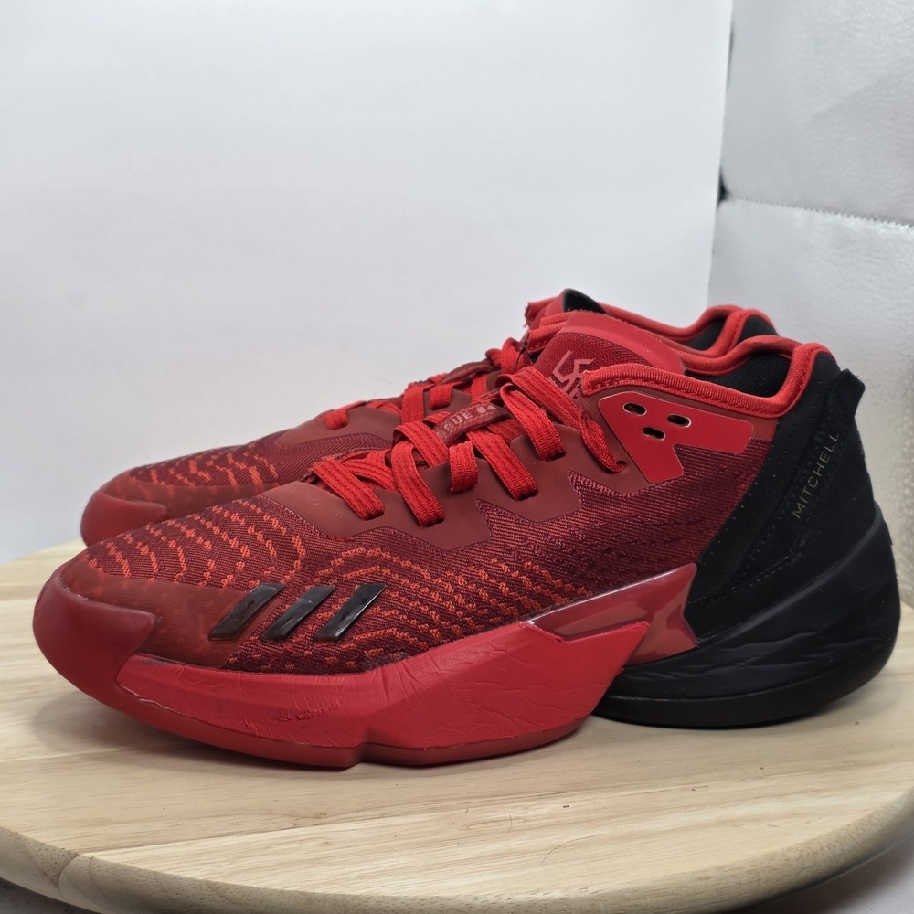 Mens 7 ADIDAS D.O.N. Issue 4 Future of Fast Donovan Mitchell Low Basketball Shoe